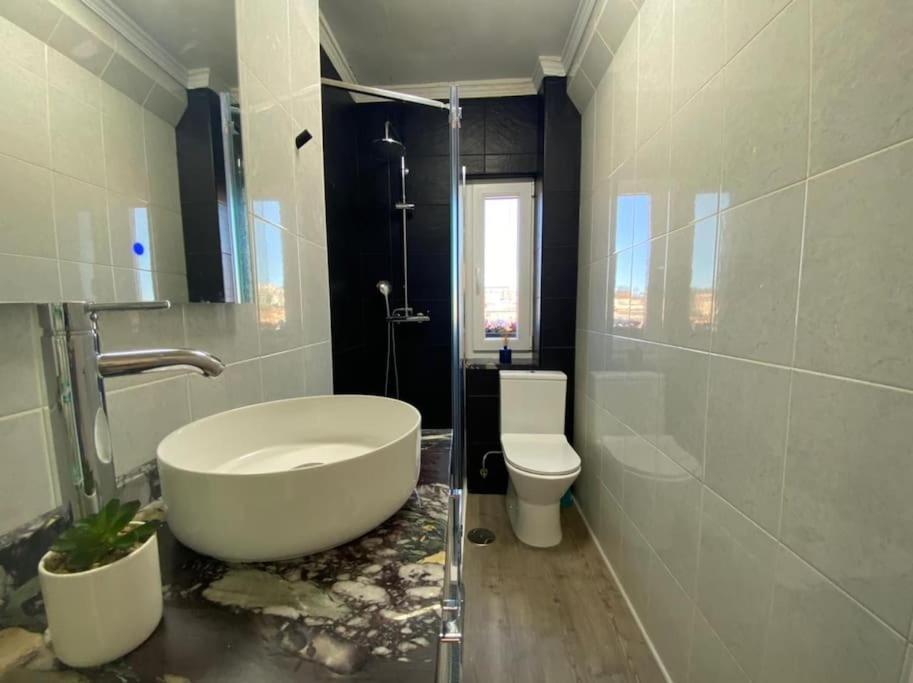 Apartamento Centrico-Parking Gratuito-Wifi Santander Exterior foto